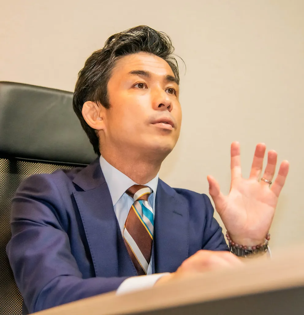 代表取締役社長 白藤善啓の写真
